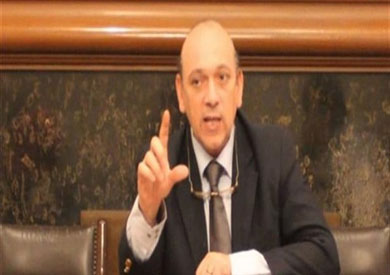 الدكتور فتحي خضير عميد كلية طب القصر العيني